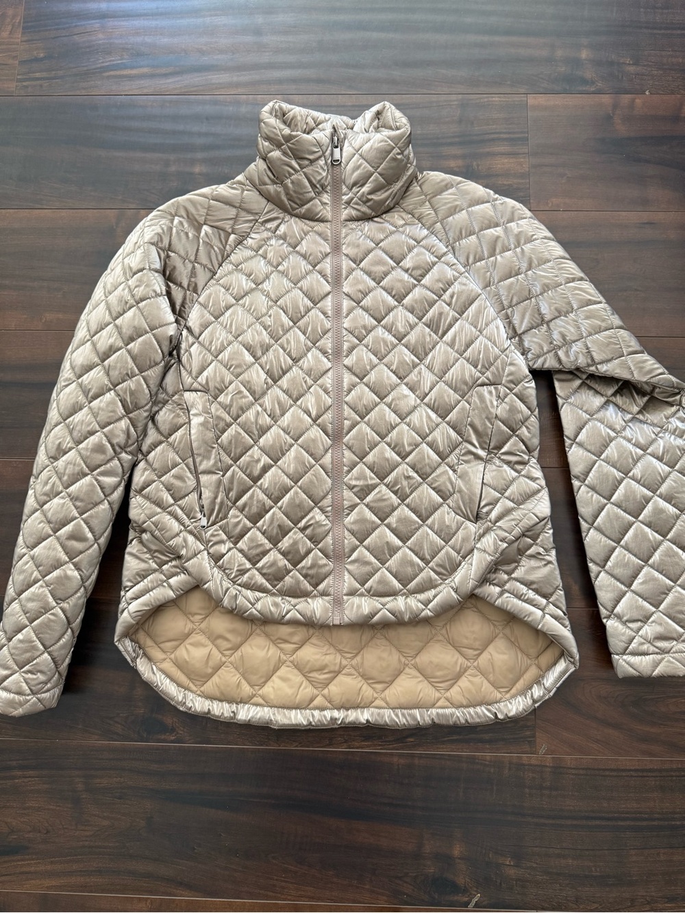Athleta Quilted Packable Jacket in Light Taupe